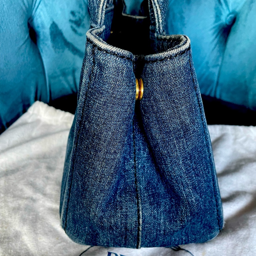 ๐ฏ Authentic Prada Canapa Demin Mini Tote - Picture 5 of 14